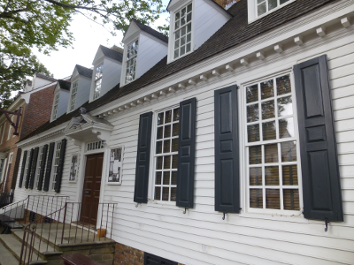 Raleigh Tavern served as the alternative for the House of Burgesses to meeting in the Capitol, when governors Botetourt and Dunmore dissolved the colonial legislature