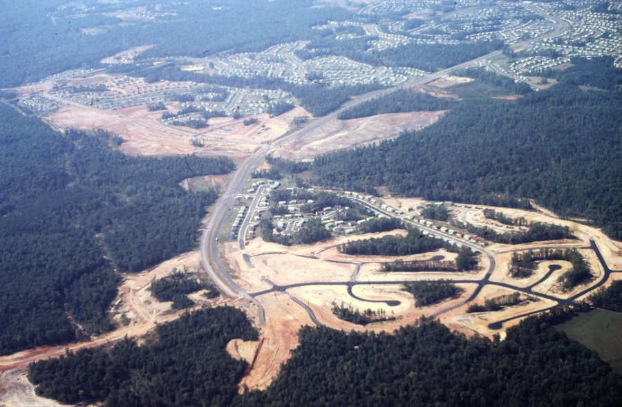 Dale City under construction in 1980, west of I-95