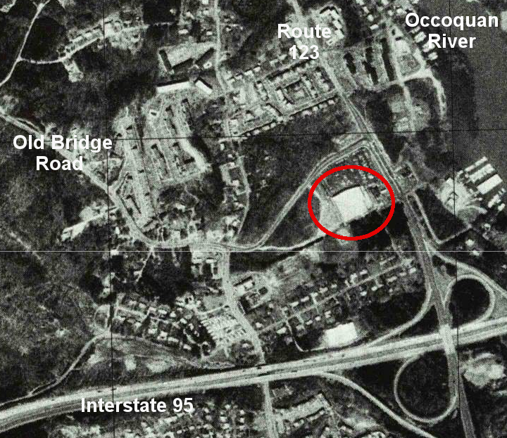 what was a Hechinger's hardware store in 1977 (red circle) is now a park-and-ride commuter lot
