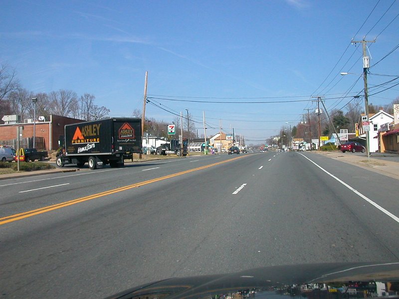 pedestrian-hostile Route 1 just north of Quantico