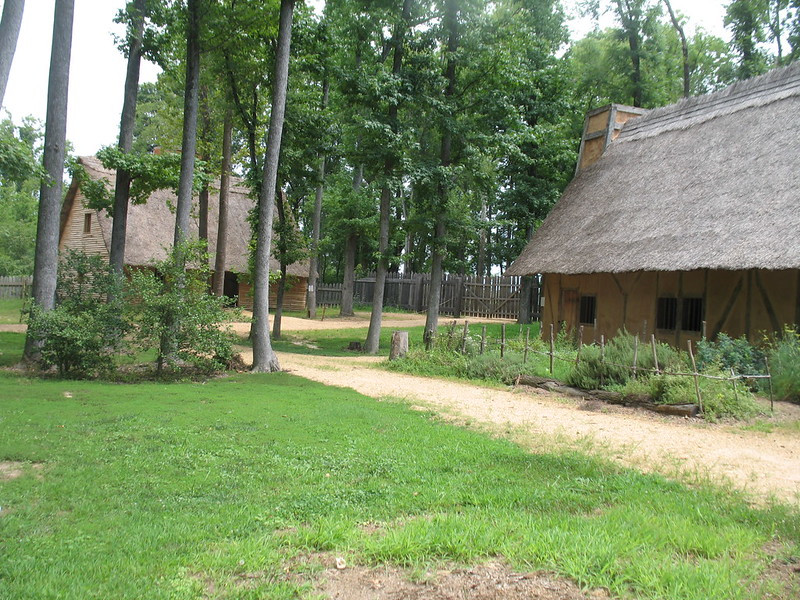 a recreation of the 1611-22 town of Henricus is located on Farrar's Island, next to Dutch Gap Canal