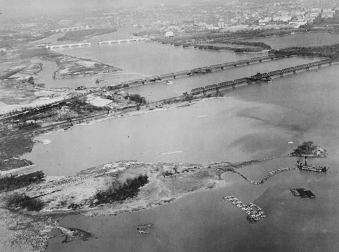 National Airport was built downstream from the 14th Street Bridge