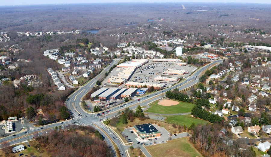 Woodbridge Airport opened in 1959, but after closing in 1987 the site was developed for retail as Dillingham Square