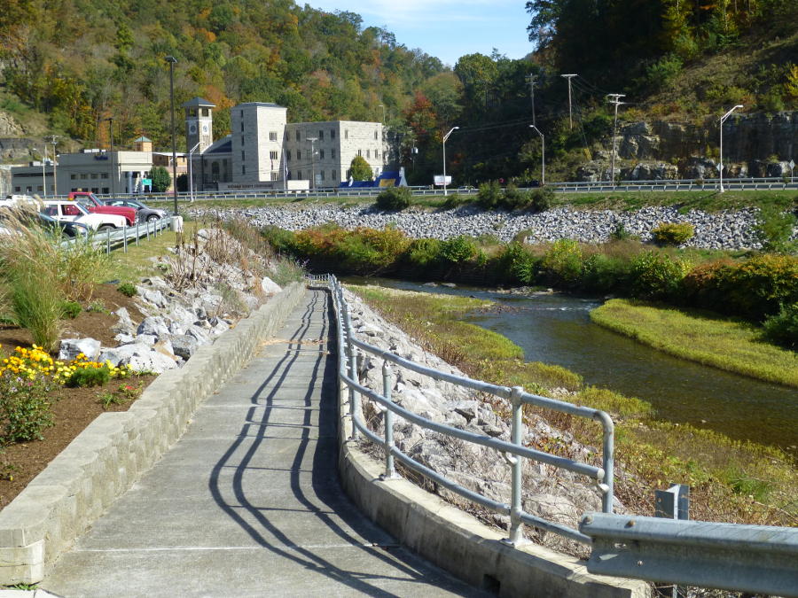 the Buchanan County Courthouse was not moved, and remained on the east side of the Levisa River (as viewed from Grundy Town Center)