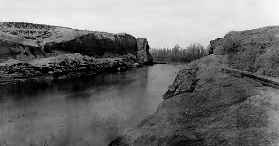 Dutch Gap Canal was excavated through the soft sediments of the Coastal Plain